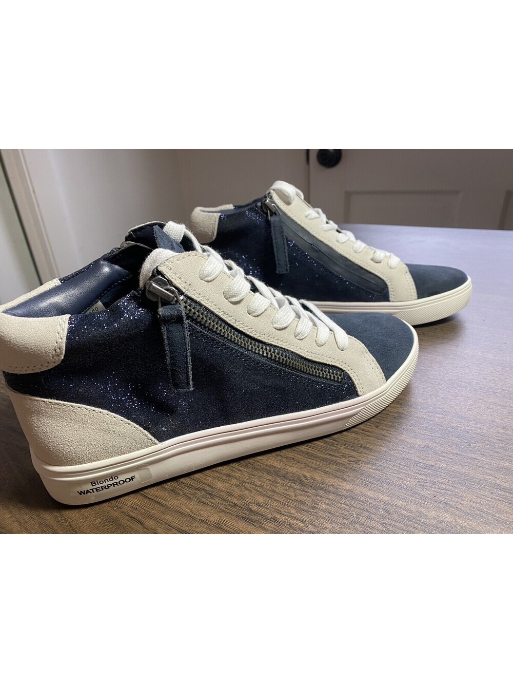 Blondo Genesis Womens 9 Shoes High Top Zip Sides Waterproof Glitter Sneakers